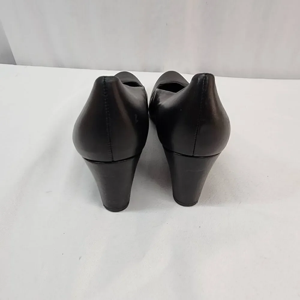 Stuart Weitzman Size 8 Black Leather Women's Wedge Slip On Almond Toe Heel Pumps - Picture 4 of 10